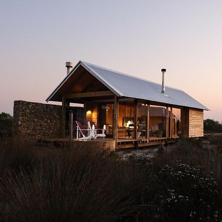 Bed and Breakfast !Khwa Ttu Swartwater Екстер'єр фото