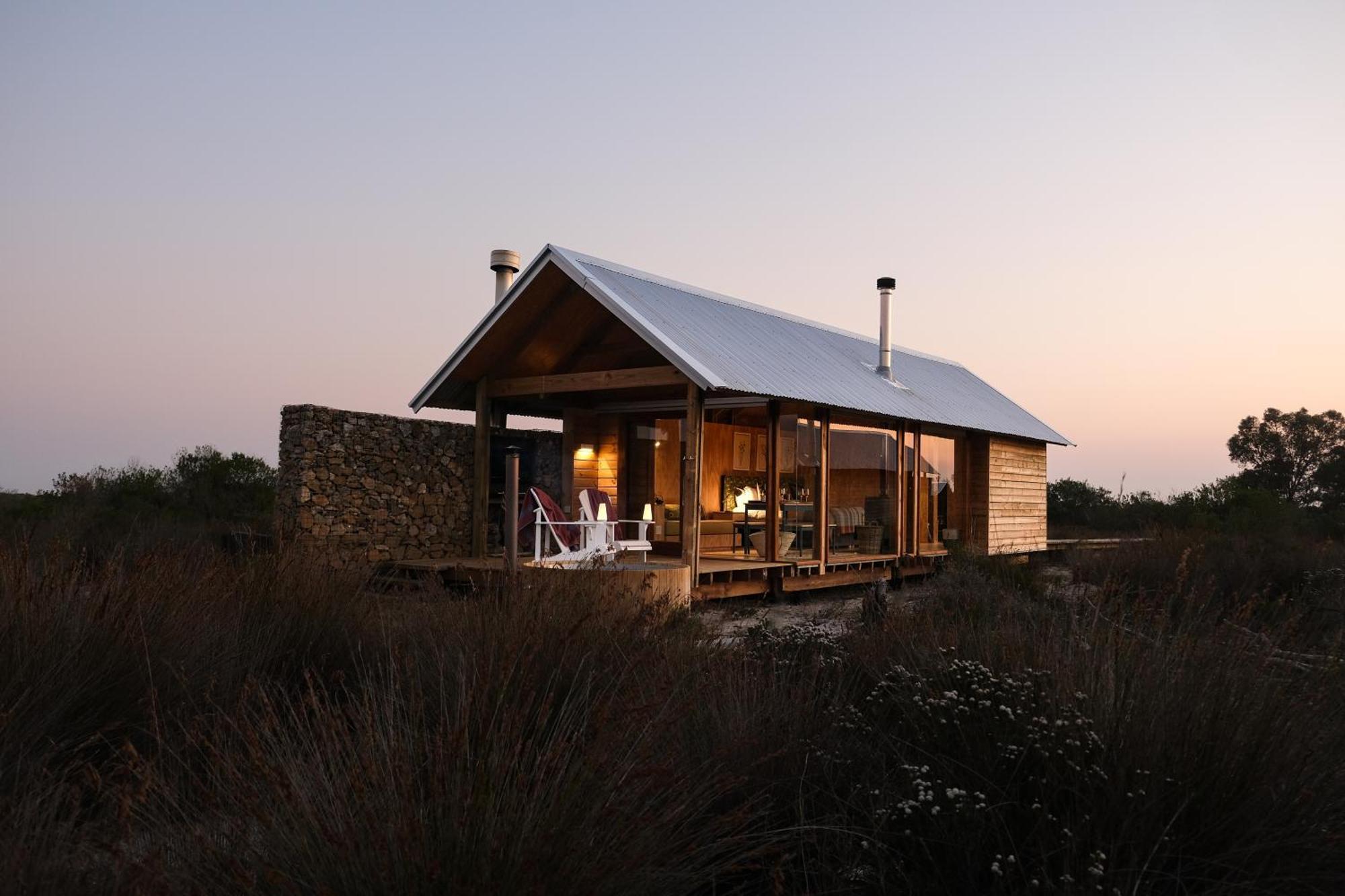 Bed and Breakfast !Khwa Ttu Swartwater Екстер'єр фото